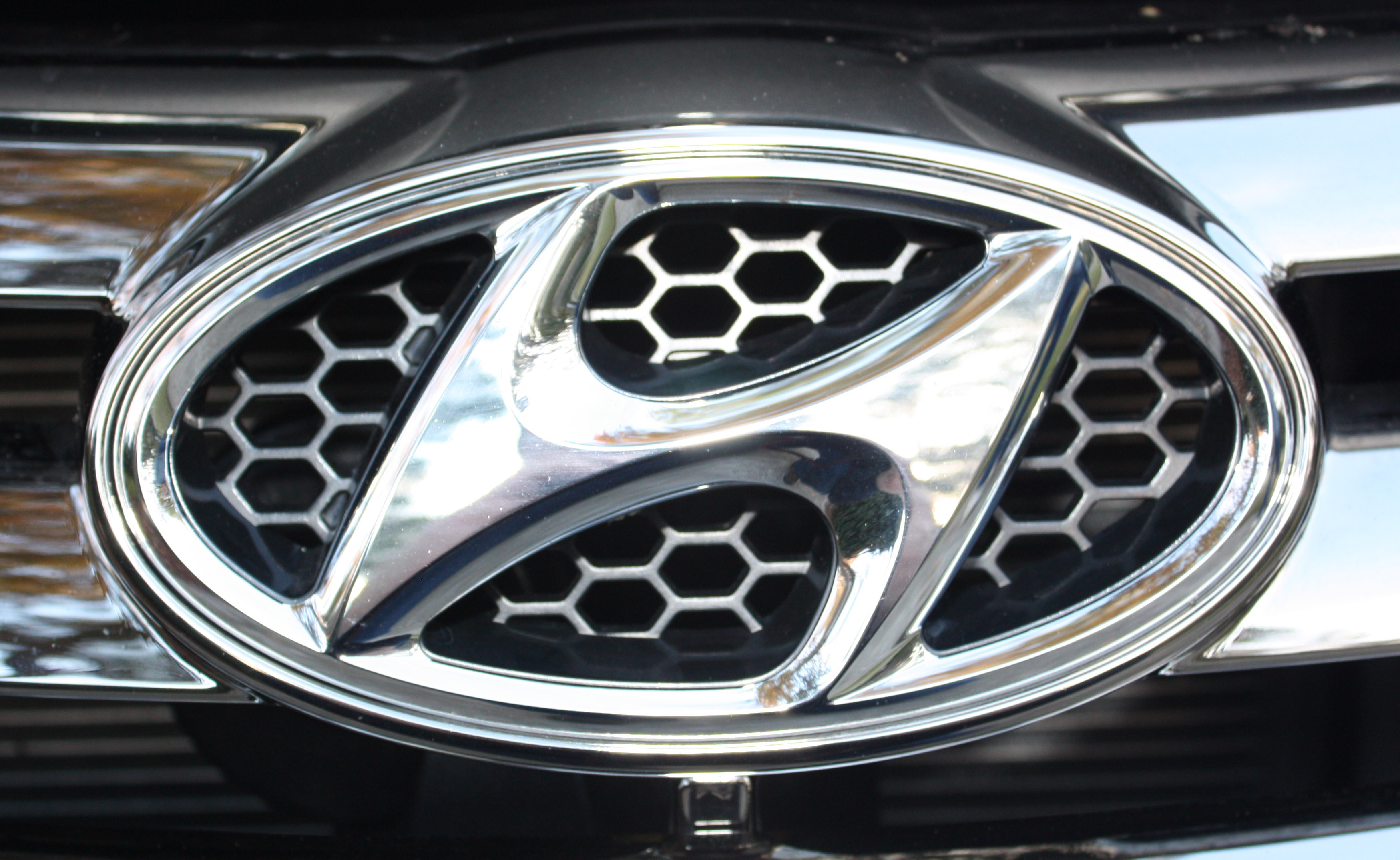 Hyundai-symbol-5